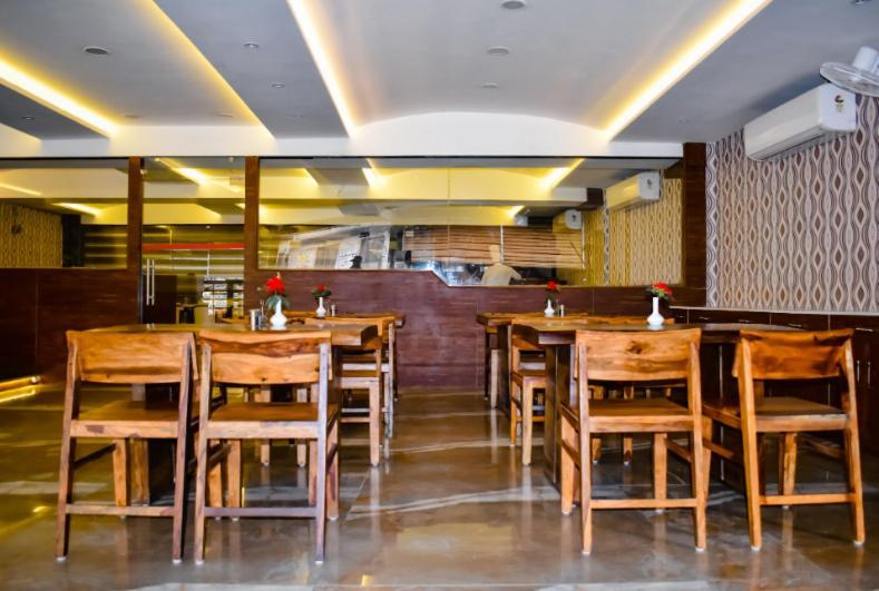 The Shah Imperial Hotel Gwalior Exterior foto